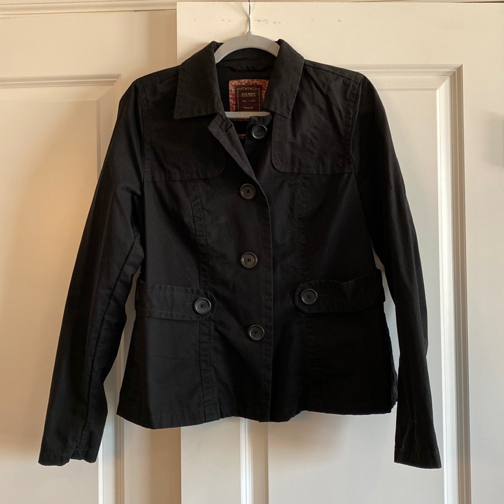 Old Navy black coat. Size M.
